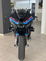 BMW S 1000 RR / Bj. 23 / Rennstreckenfahrzeug - Offers matching your search criteria