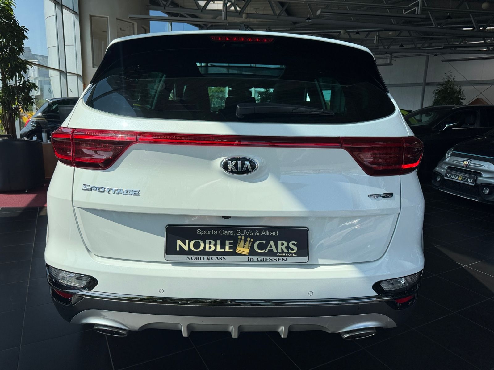 Fahrzeugabbildung Kia Sportage GT-Line 4WD PANO 360° LED NAVI