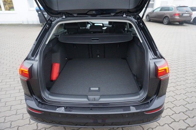 Fahrzeugabbildung Volkswagen Golf VIII Variant TDI Life LED Navi AID ACC RFK