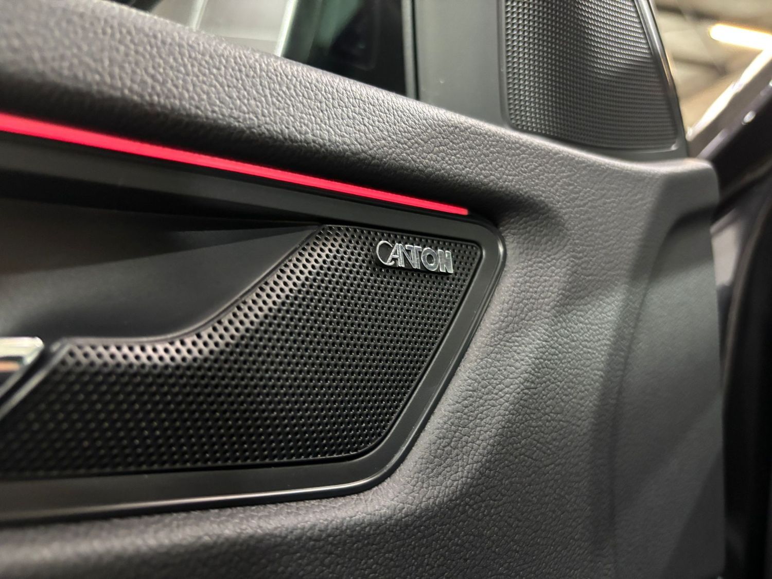 Fahrzeugabbildung SKODA Kodiaq Sportline 4x4#Matrix#Virtual#ACC#Pano#AHK