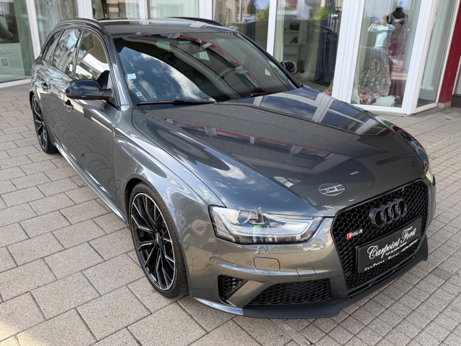 Audi RS4 Avant 4.2 FSI quattro,Carbon Paket, RECARO