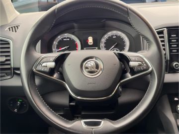 Skoda Karoq Style 1.5 TSI °LED°Navi°AHK°SHZ°RFK°PDC°