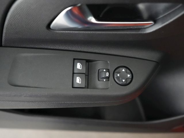 Corsa-e F EDITION 50kWh AT+SITZHEIZUNG+PARKPILOT