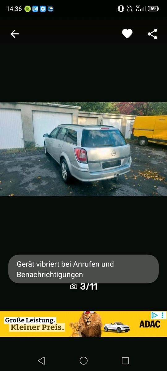 Opel Astra 2010 — rear view