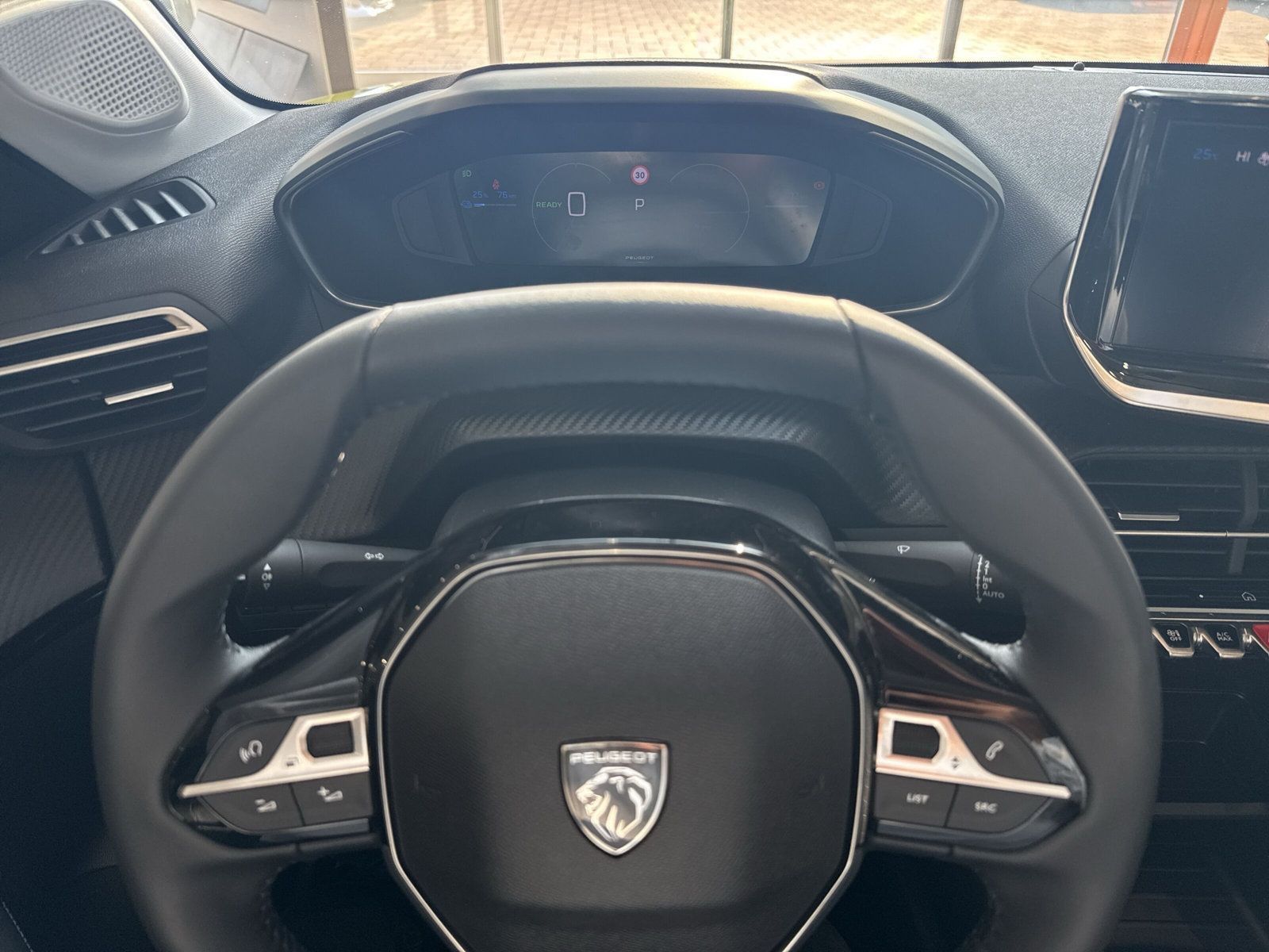 Peugeot 208 - Bild 10