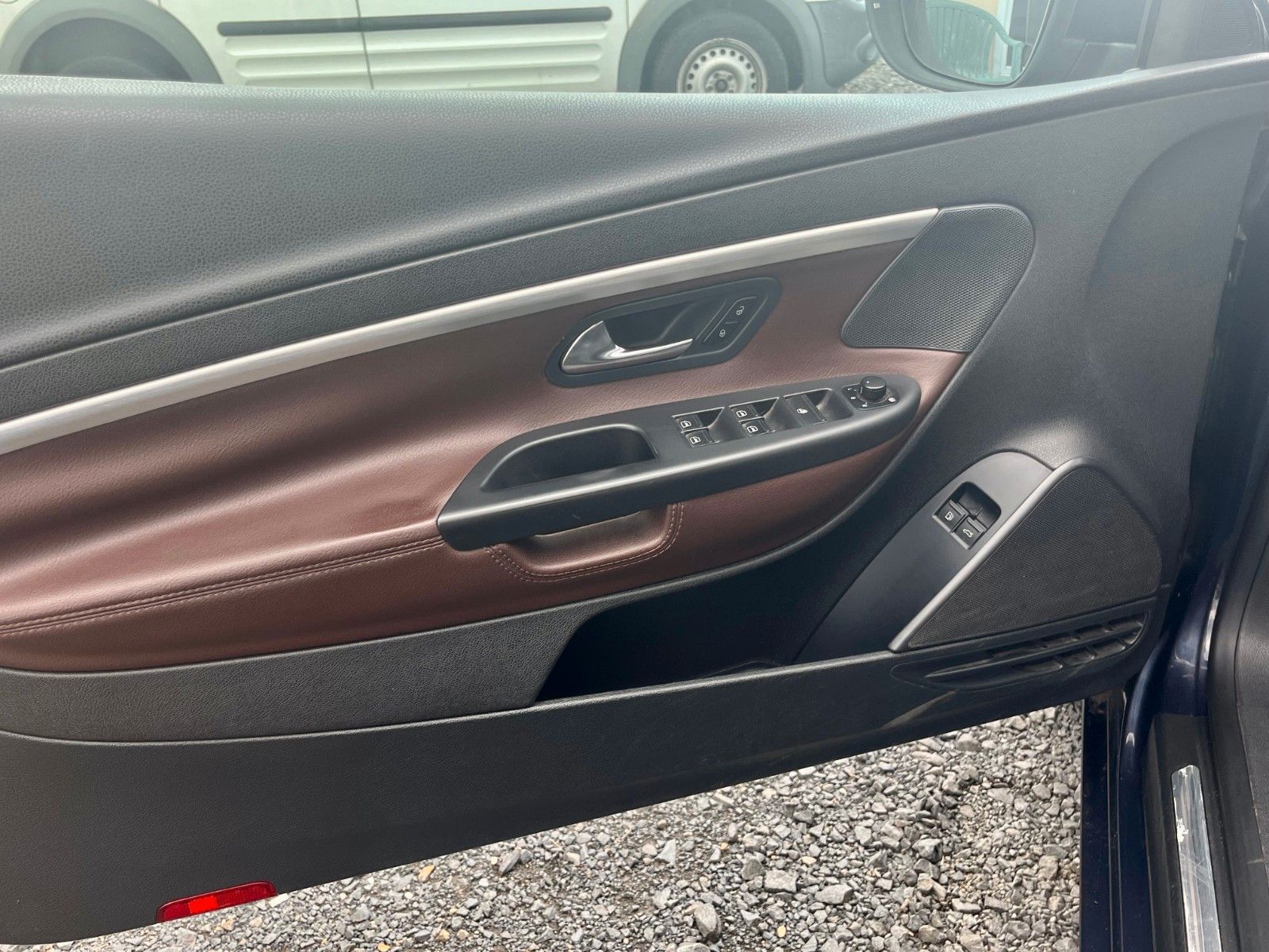 Fahrzeugabbildung Volkswagen Eos 2.0 TDI Edition 2009 Navi Leder Klima AHK