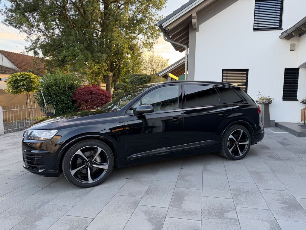 Image of Audi Q7
