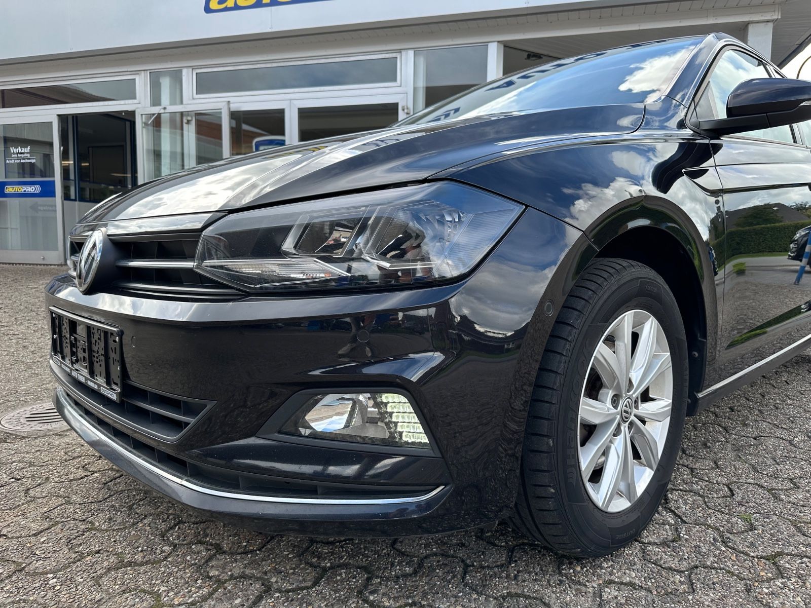 Fahrzeugabbildung Volkswagen Polo 1.6 TDI Highline Navi/SHZG/ParkAssist/BT