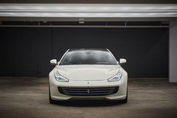 صورة 4 لـ 2016 Ferrari GTC4LUSSO