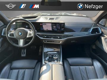 BMW X7 - 9