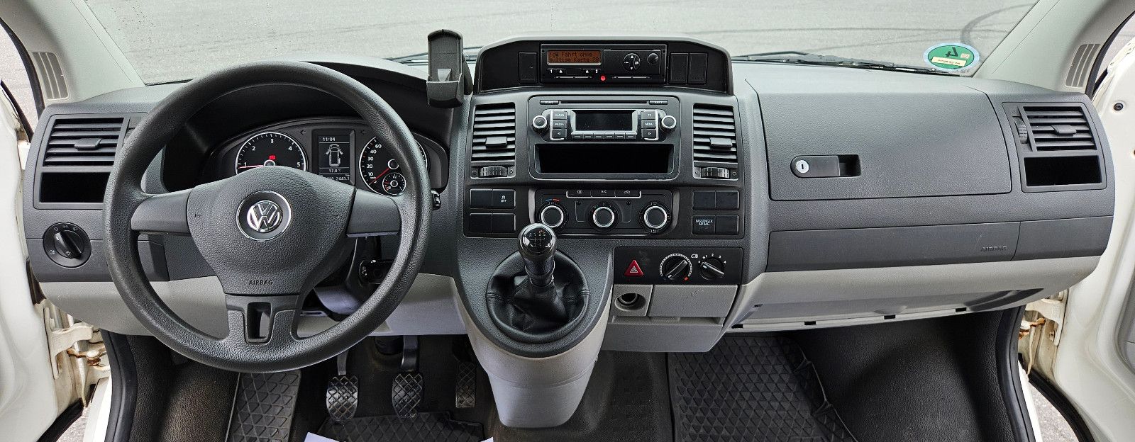 VW T5 Transporter 5-Sitzer AHK