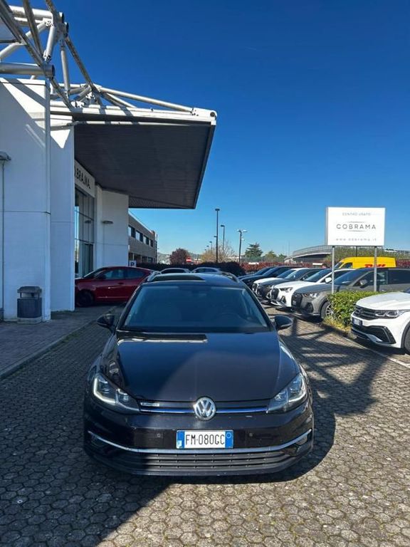 Image of Volkswagen Golf