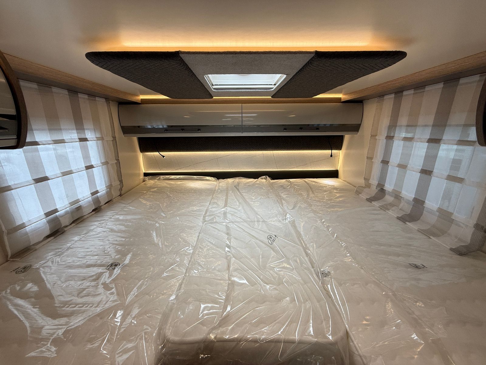 Fahrzeugabbildung Roller Team Zefiro 287 Integral - Modell 2026