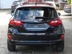 FORD Fiesta Titanium FORD Fiesta Titanium