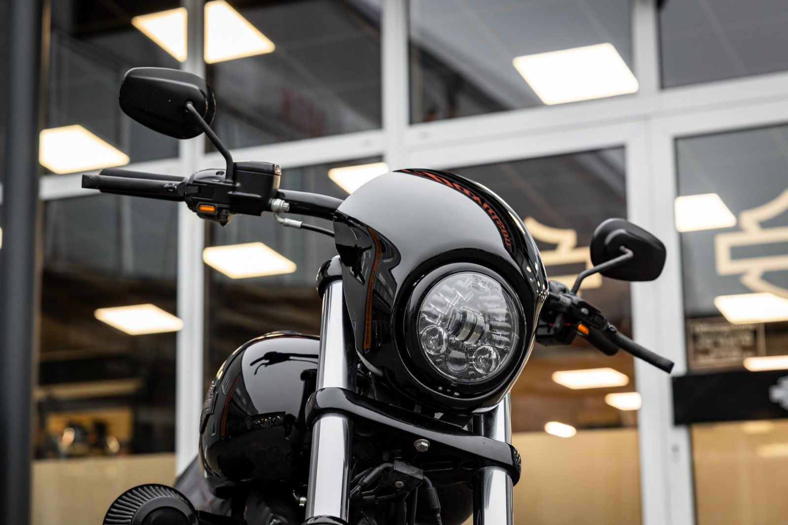 Fahrzeugabbildung Harley-Davidson FXDLS DYNA LOW RIDER S 110cui - CLUBSTYLE -