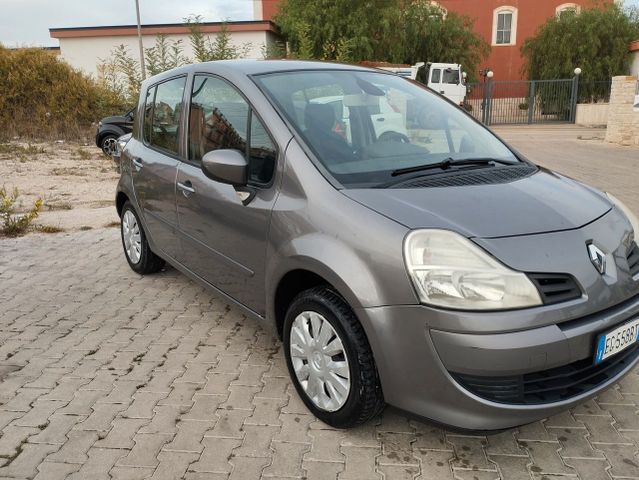 Renault Modus 1.5 dCi 75CV Yahoo! 2011