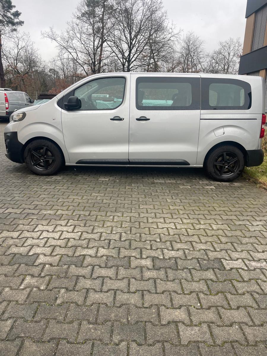 Peugeot Expert/traveller  Navi 8 sitz L2