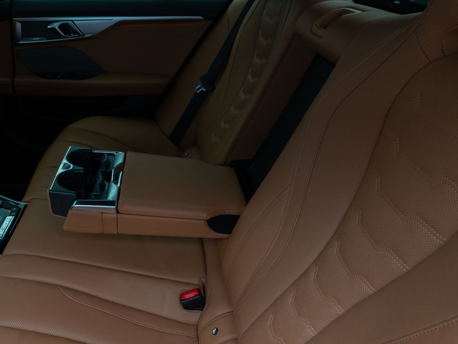 Fahrzeugabbildung BMW M850i xD GC Panorama 360°DAB H/K SoftCl 20Zoll