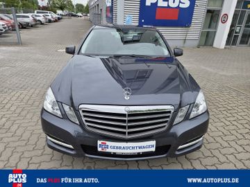 Mercedes E 200 - 11