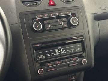 Volkswagen Caddy 1.2TSI KLIMA SITZHZ STANDHZG AHK 7SITZER