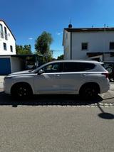 Hyundai SANTA FE 2.2 CRDi Signature 4WD inkl. Garantie  - Hyundai SANTA FE Gebrauchtwagen in München