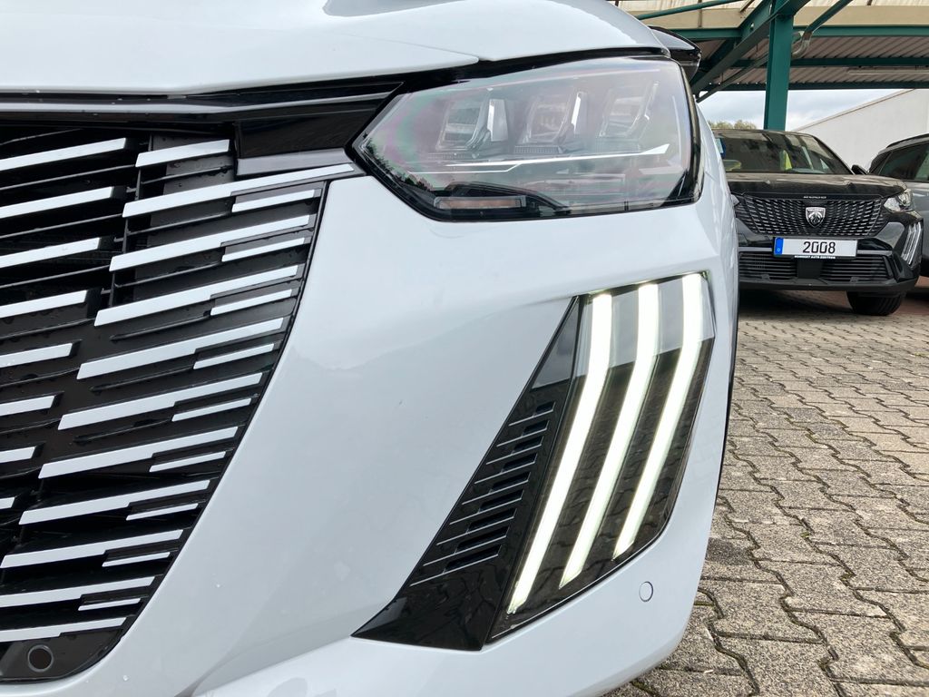 Peugeot 208 GT 1.2 101PS *ACC*LED*360°Kamera*Klima*