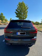 Volvo XC60 B5 D AWD R Design Geartronic R Design +  - Volvo XC60 in Leverkusen