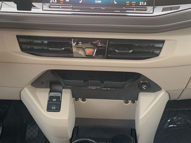 T7 California  2.0 TDI Beach Tour DSG AHK Navi