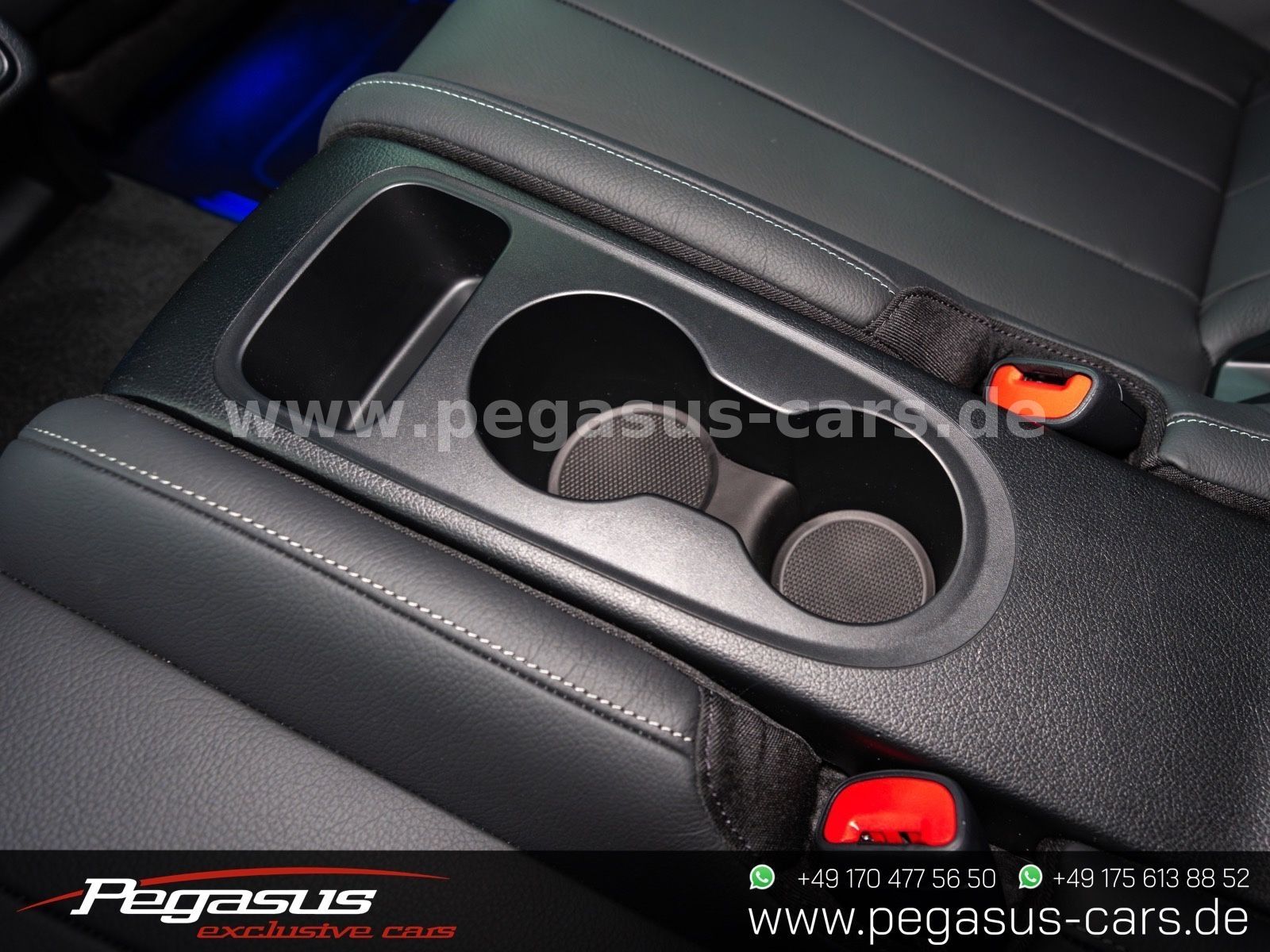 MERCEDES-BENZ CLE 200 - 32