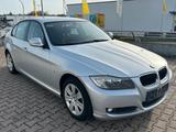 BMW 318d Lim. 2.0/Automa./Klima/Facel./Pdc/3.Hd/Deu - BMW 318 aus 2010: 318d