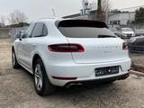 Porsche Macan Turbo *TOP*SH bei Porsche* - Porsche: Weiß