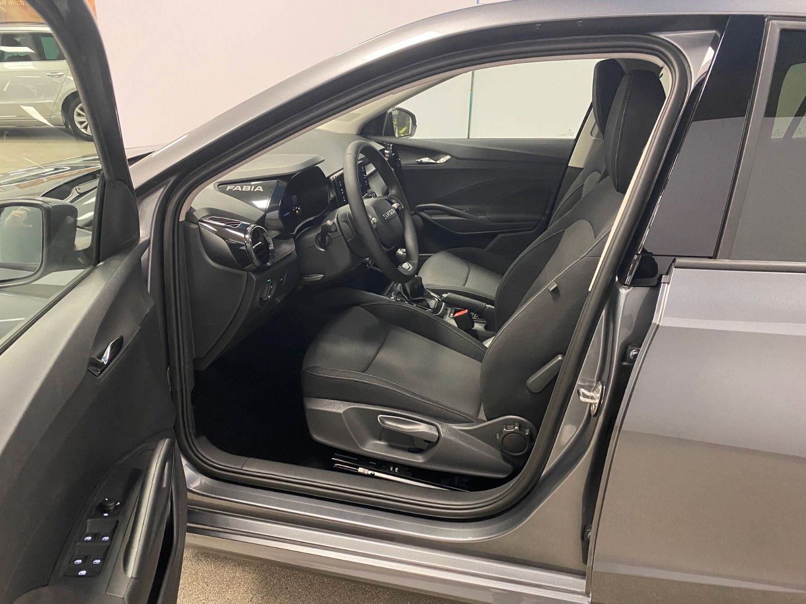 Fahrzeugabbildung SKODA Fabia 1.0 TSI Selection+bis 2030 Garantie+100tKM