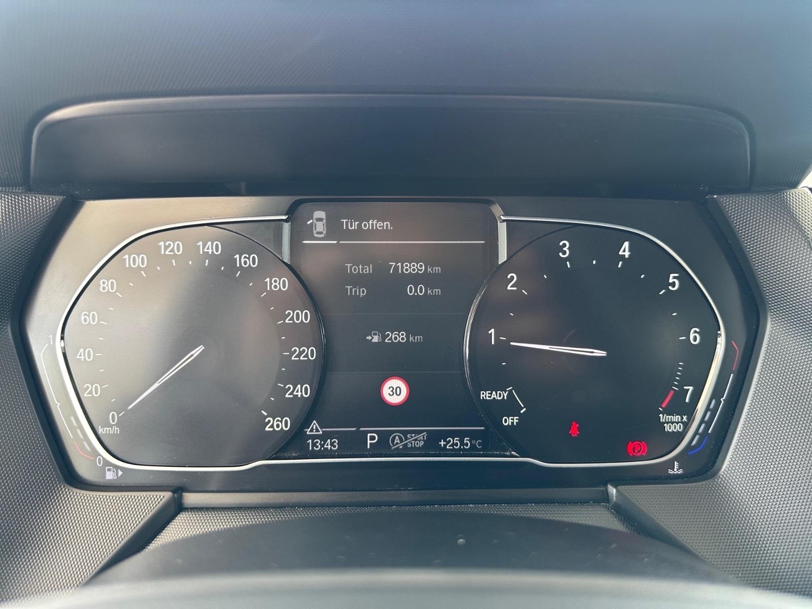 BMW 118i Luxury Line/Tempomat/Navi/259€Finanzierung