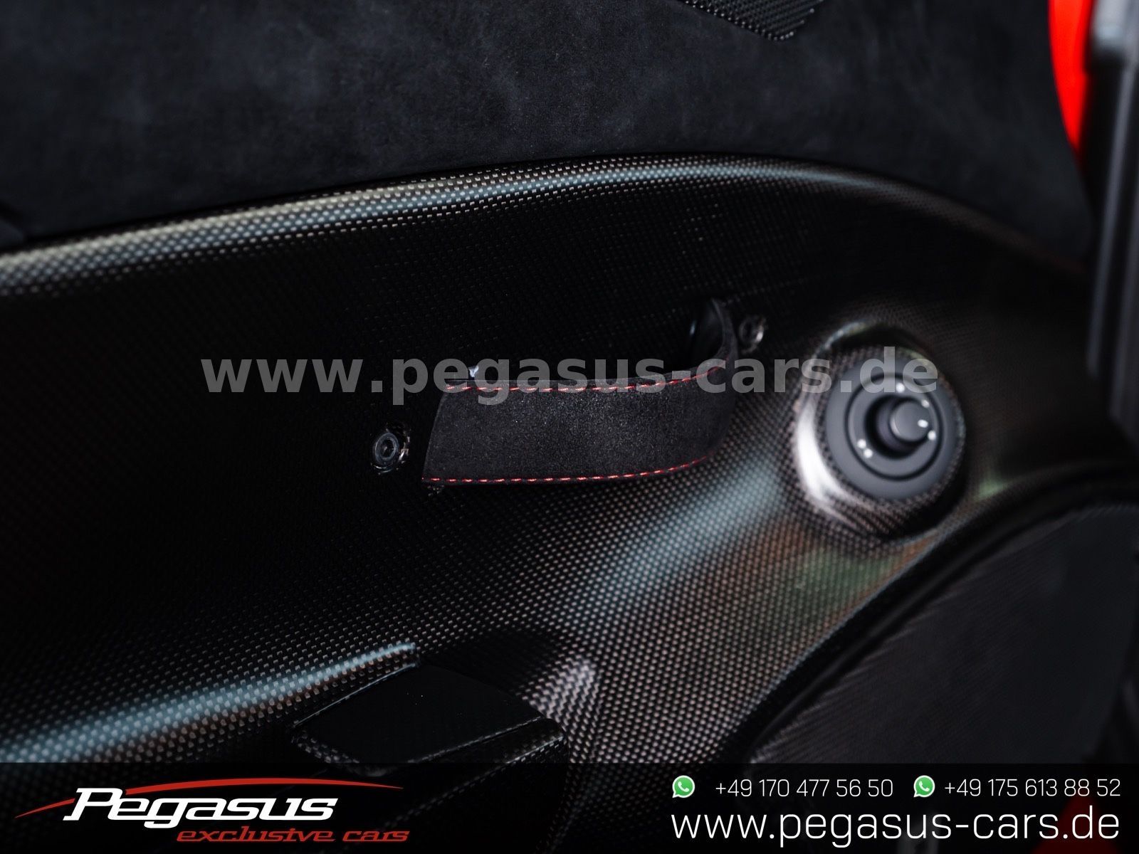 FERRARI 488 Pista - 33