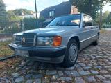 Mercedes-Benz Neuer Preis / Mercedes Benz E 190 1.8 ohne... - Mercedes-Benz 190 Gebrauchtwagen in Berlin