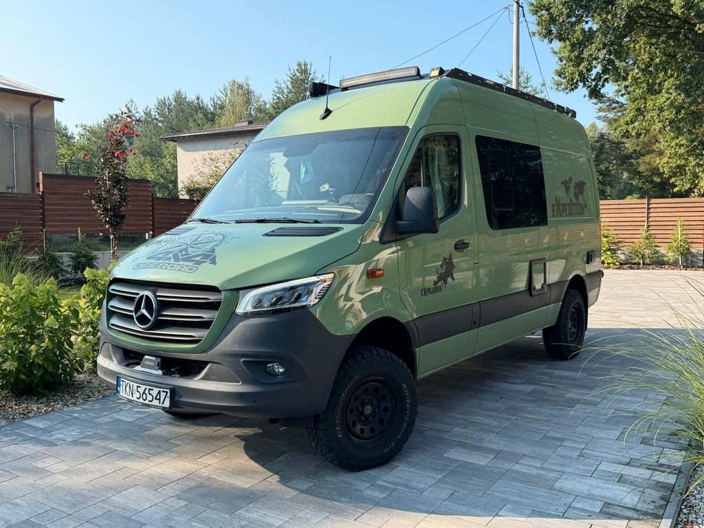 Image of Mercedes-Benz Sprinter