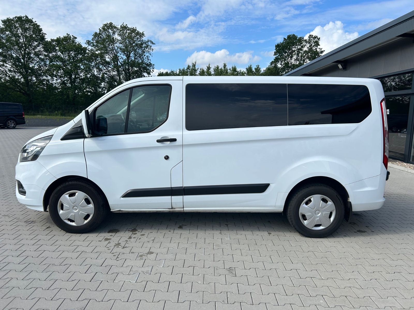 Ford Transit Custom - 8Sitze -Kamera-AHK-Tüv imagem 2