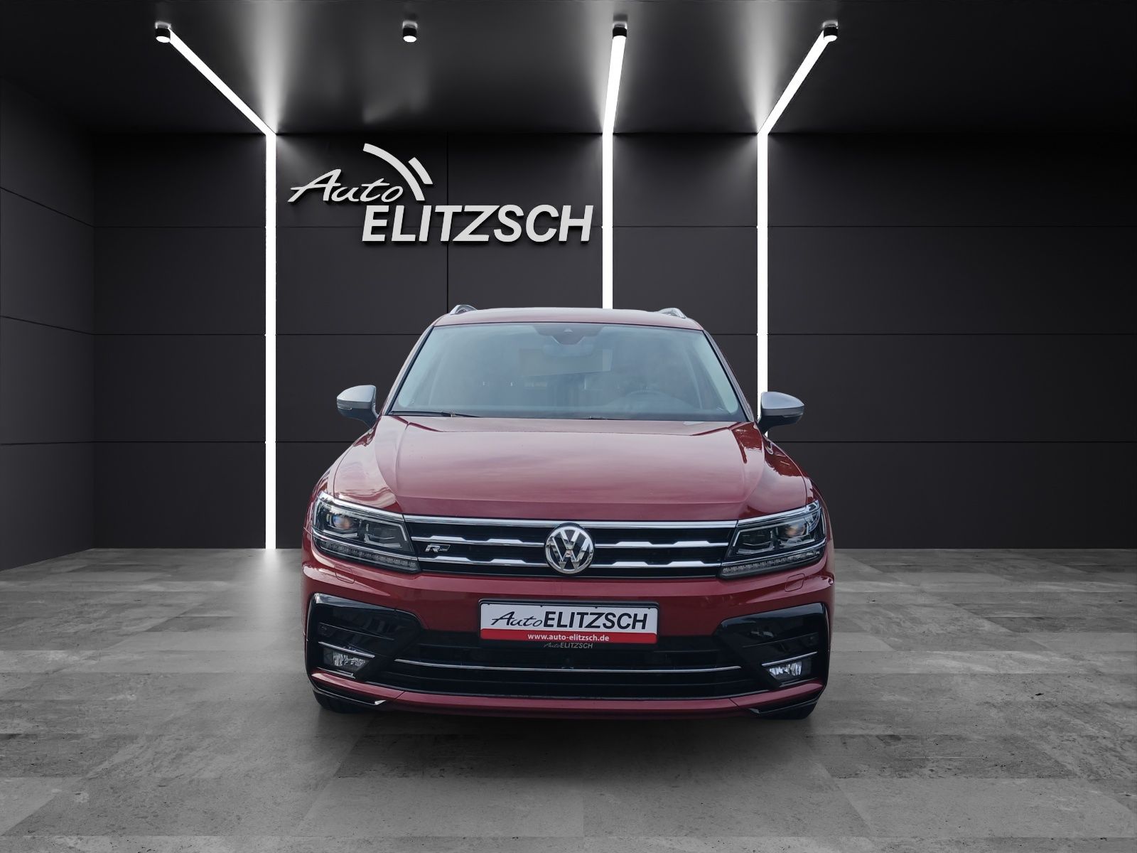 Fahrzeugabbildung Volkswagen Tiguan Allspace TSI 4M R-Line Highline LED AHK N