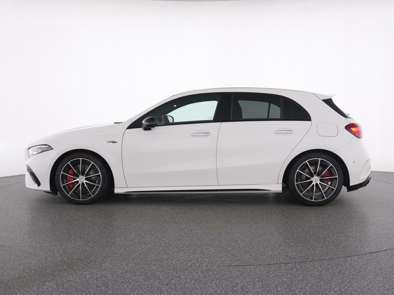 Mercedes-Benz A 35 AMG 4M Pano+Burm+MBeam+NightP+KeylG+Mem+RFK