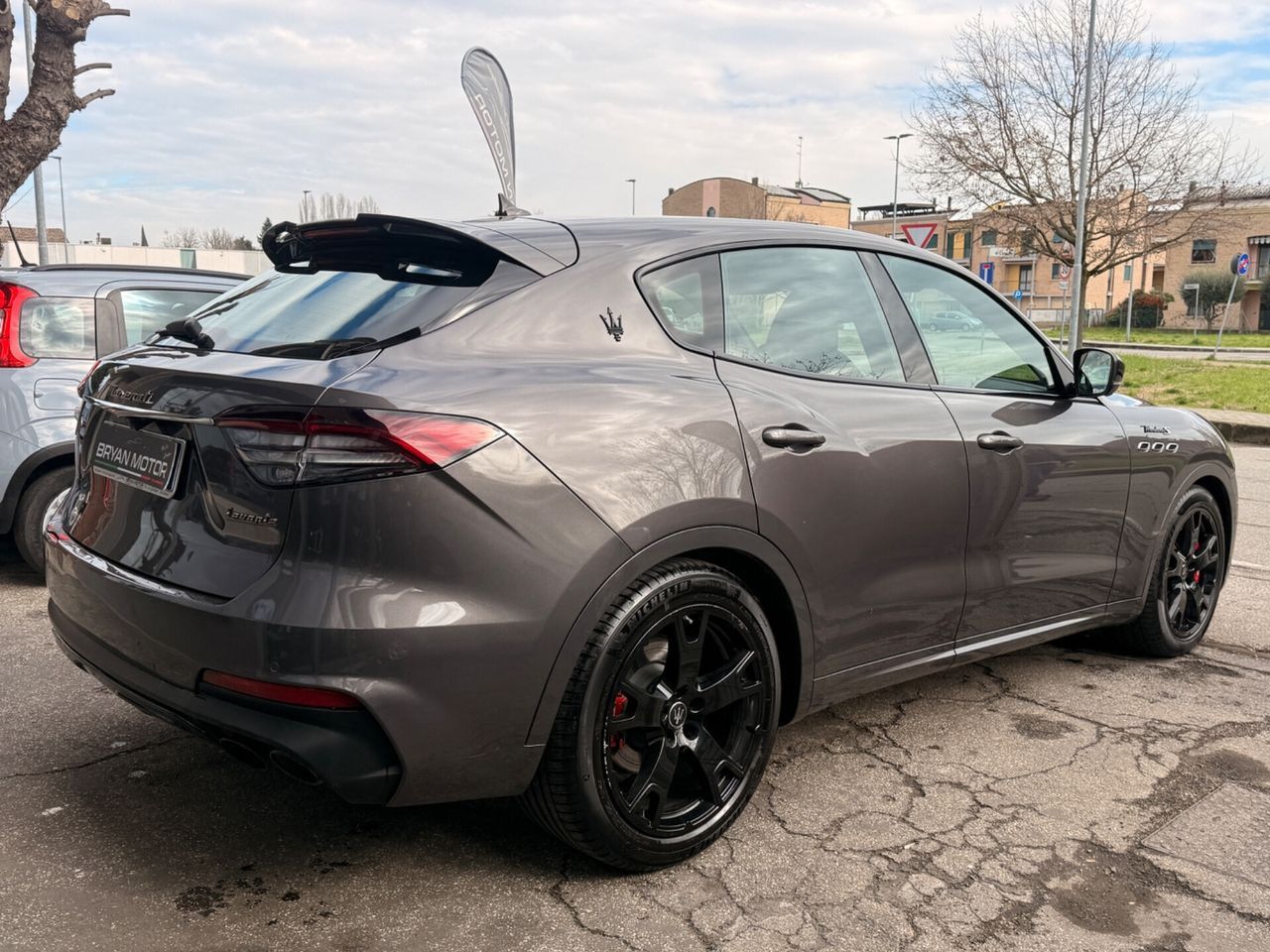 Other Maserati Levante V6 430 CV AWD Modena S imagem 3