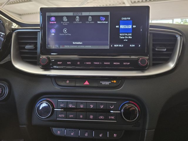 KIA XCeed — Foto 23