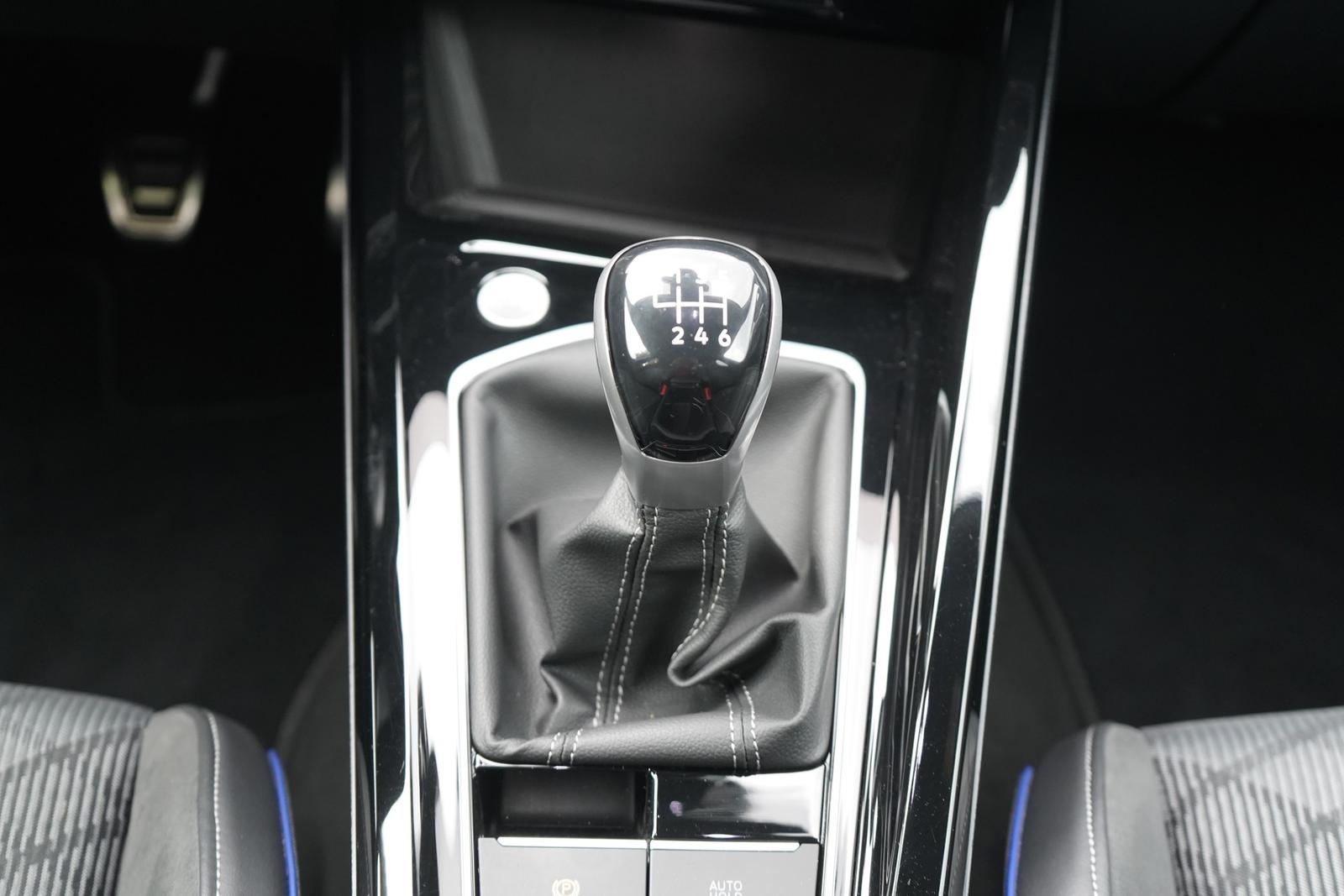 Volkswagen Golf VIII 1.5 TSI R-Line LED Sitzheizung Kamera, миниатюра 22