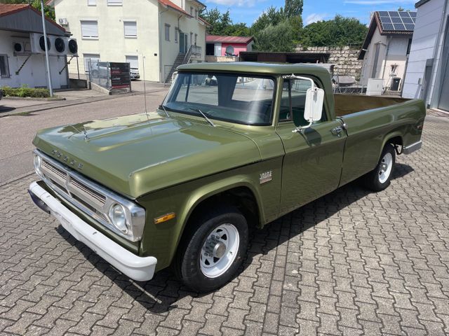 Dodge D200, 5,2 Liter mit 3 Gang Automatic