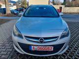 Opel Astra J Sports Tourer Exklusiv*Motor Getriebe gu - Opel Astra: Getriebe