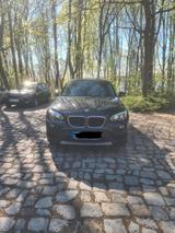BMW X1 18i, TÜV NEU! - BMW 1er Reihe mit Benzin-Antrieb: Geländewagen