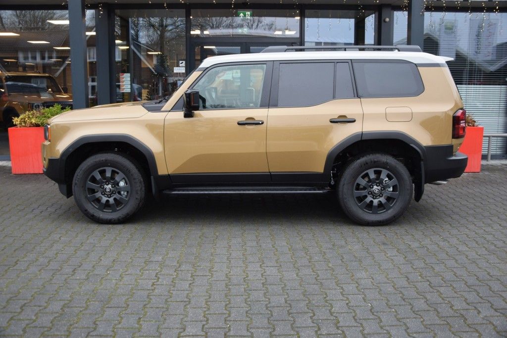 Toyota Land Cruiser 2.8 D-4D 5DRS *FIRST EDITION* A/... imagem 2