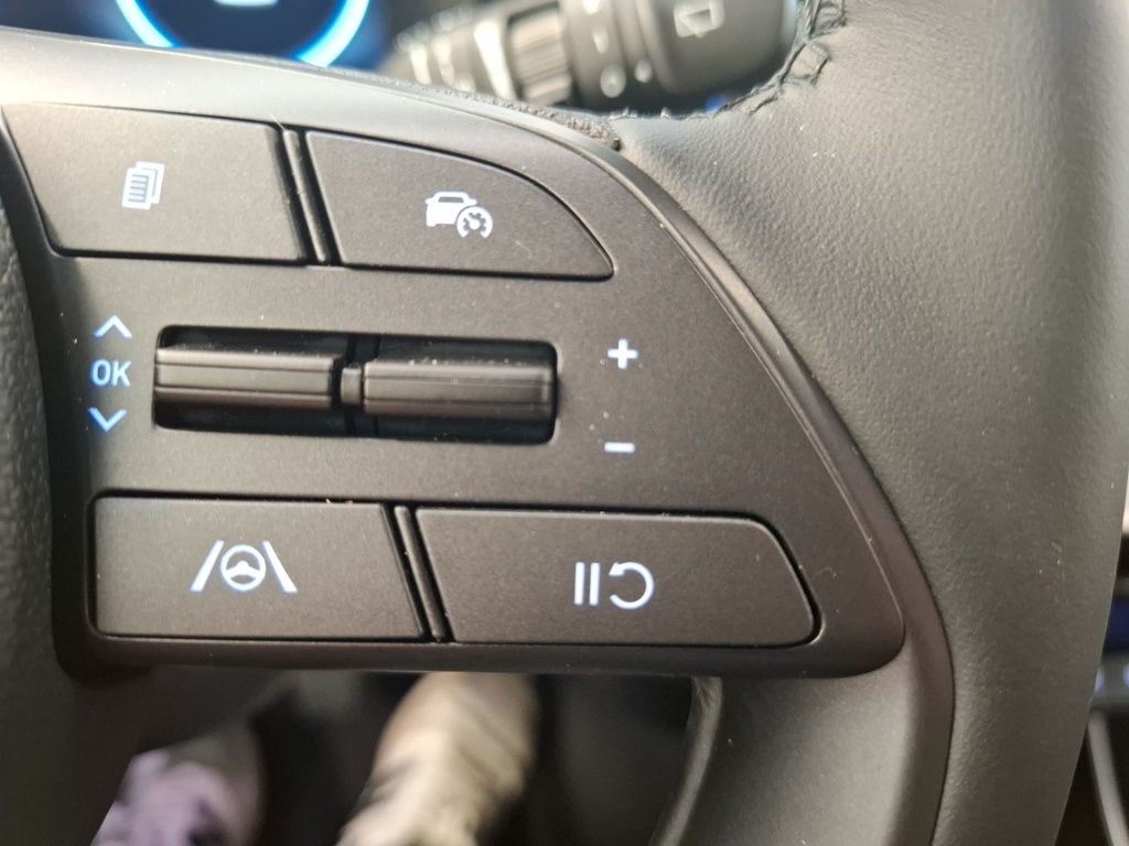 Fahrzeugabbildung Hyundai i20 FL (MY25) 1.0 T-GDI (100 PS) 6-MT 2WD Prime