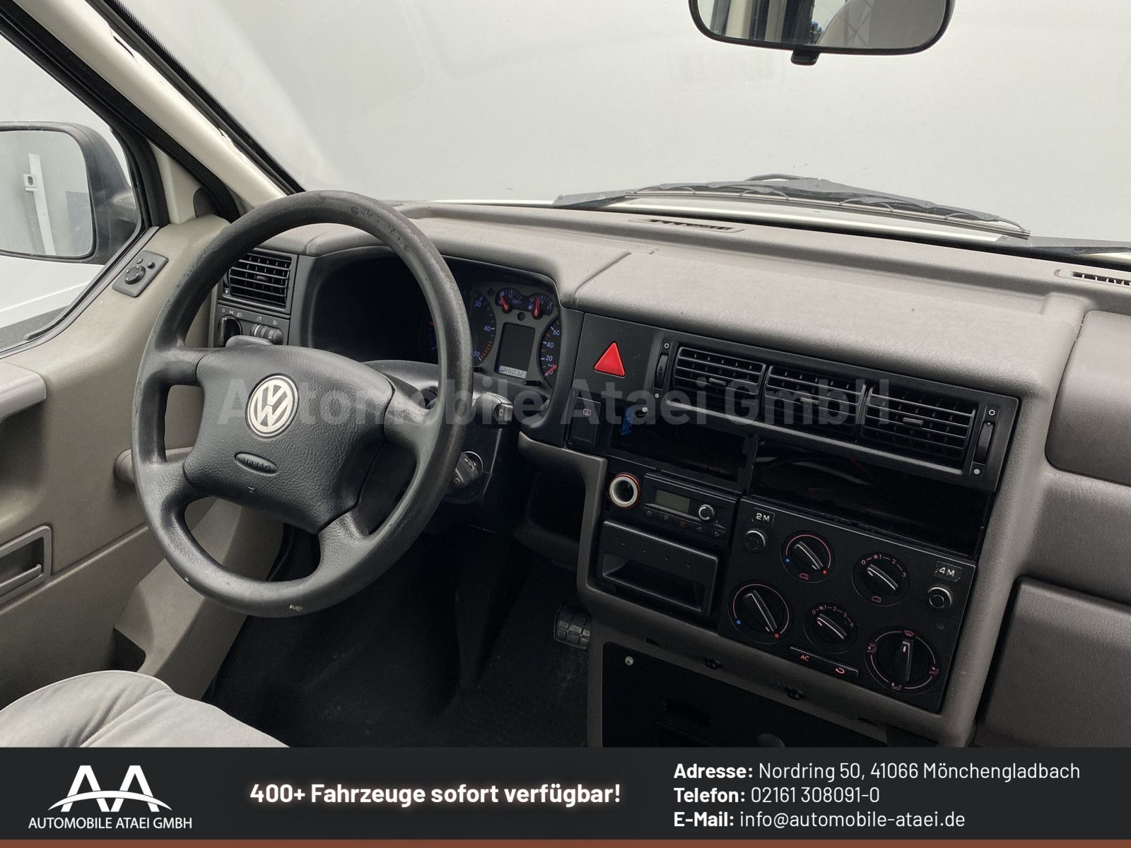 Fahrzeugabbildung Volkswagen T4 Kombi TDI Automatik Behörde/ Camper 5719