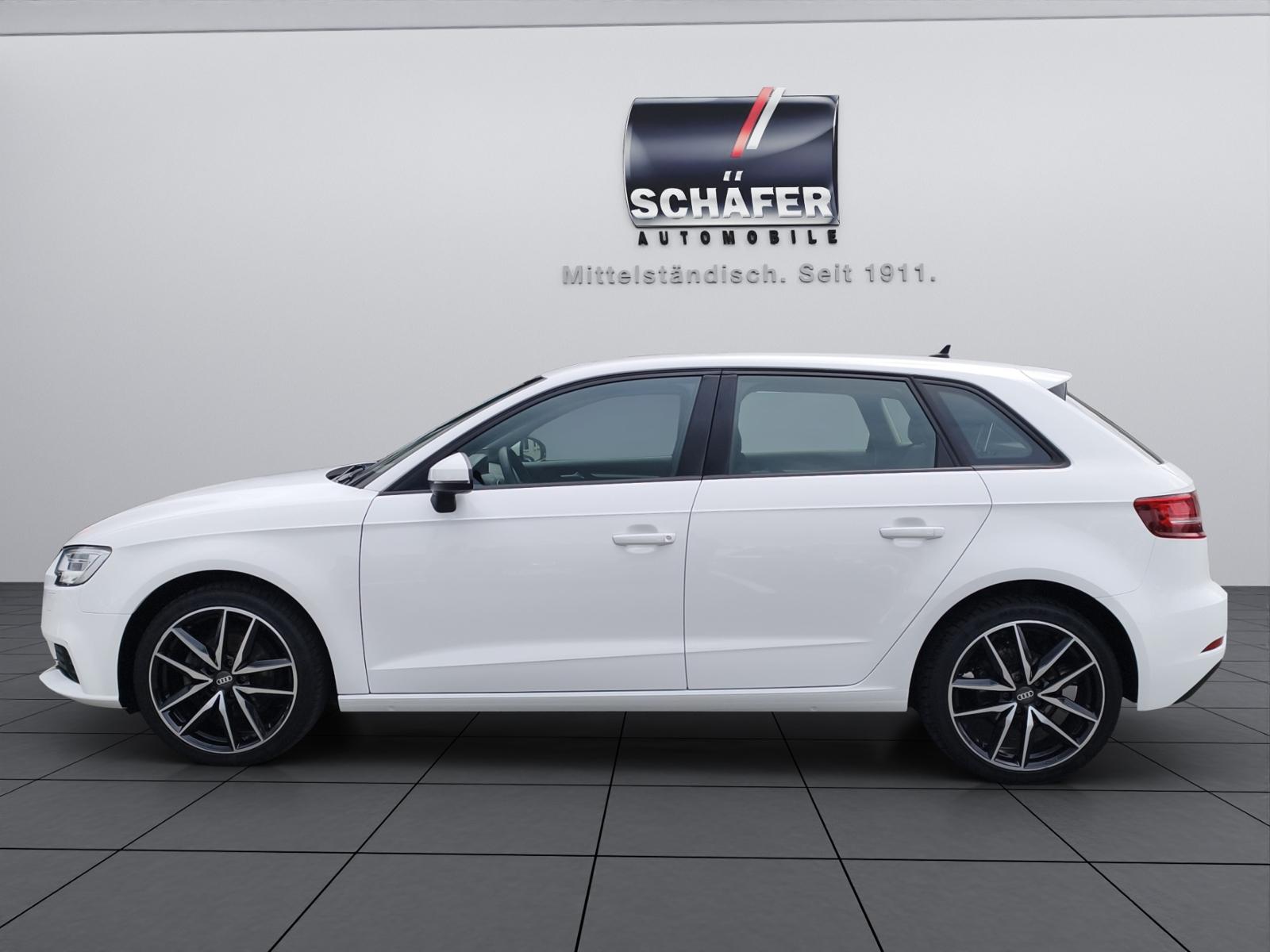 Audi A3 Sportback Navi/AHK/virtual/Sound-Syst./, миниатюра 3
