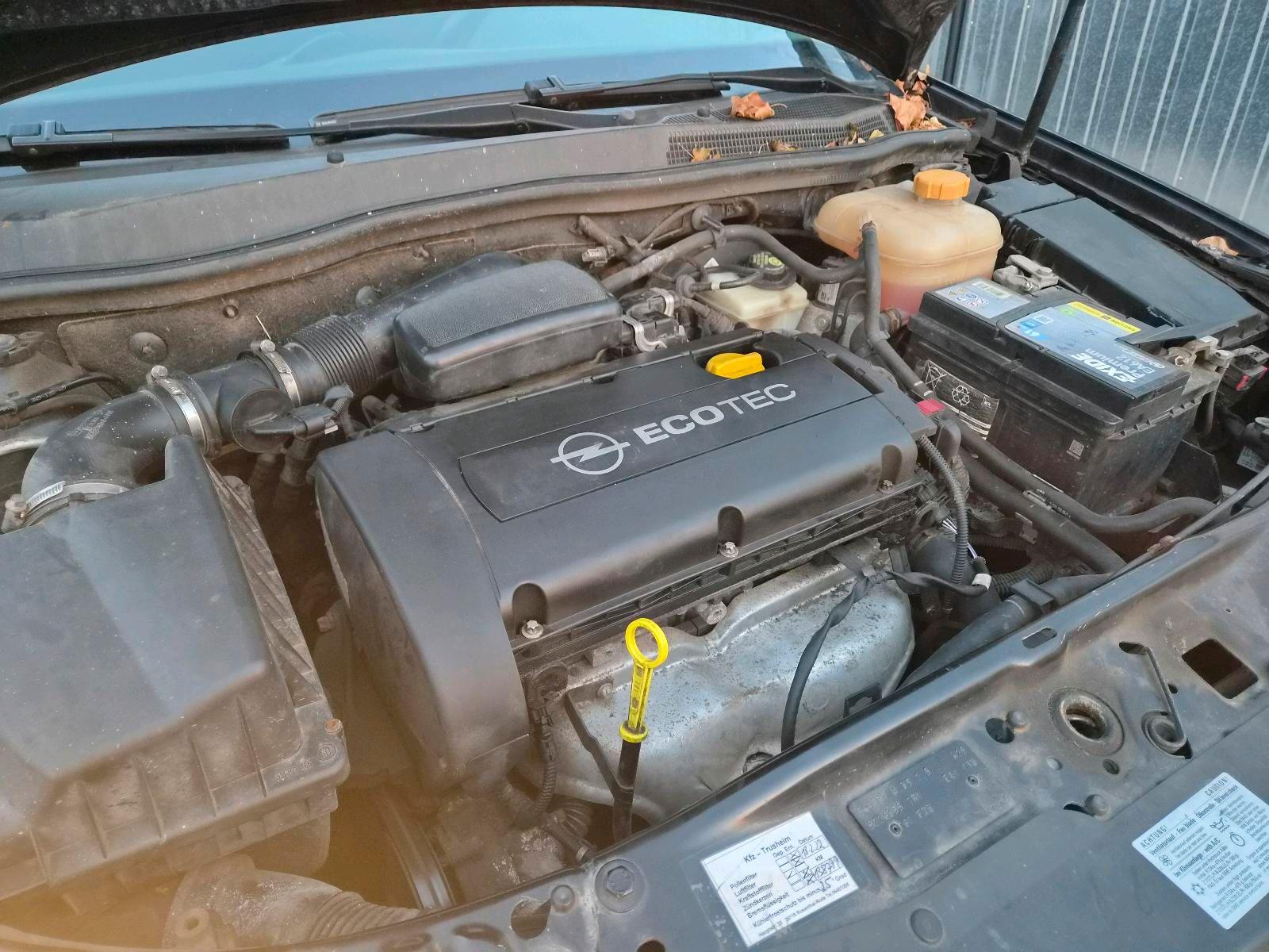 Opel Astra 2005 — photo 13